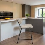 Стул полубарный Ant букле латте