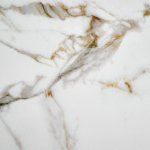 Стол Aura D110, керамогранит Ravena Natural, белый Стол Aura D110, керамогранит Ravena Natural, белый