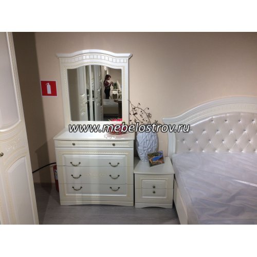 Венера Комод без зеркала