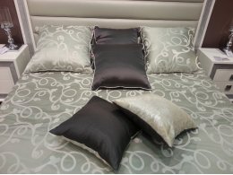 Покрывало с 6 подушками RIMINI