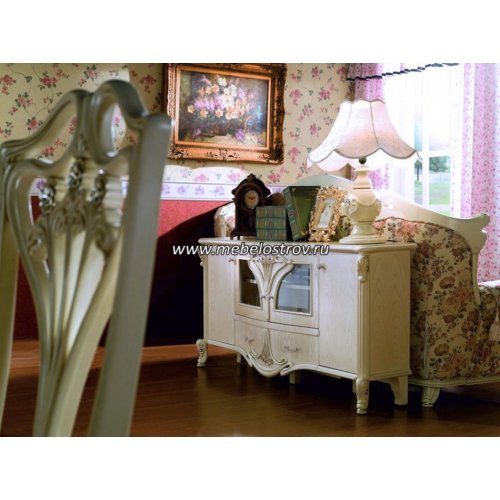 CARPENTER 108 (КАРПЕНТЕР 108) Тумба придиванная 