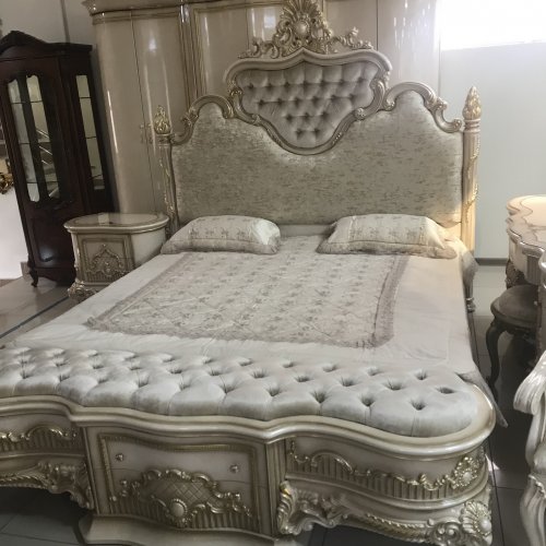 КАССИОПЕЯ 3902 Комплект Кровать 180 + 2 тумбы + столик+шкаф 6 дверный БЕЗ Пуфа