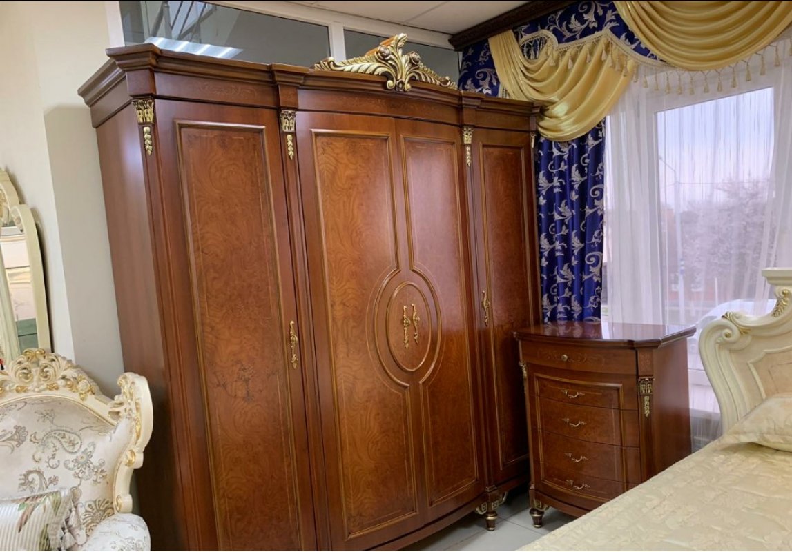 ФРАНЦИСКО Шкаф 4-х дверный