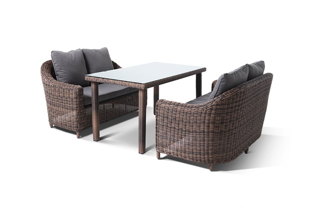 Кон Панна Дабл, обеденная группа