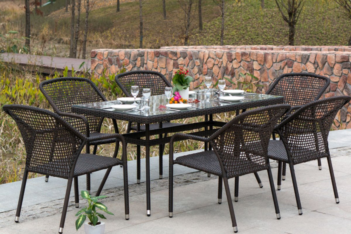 Романо, обеденная группа