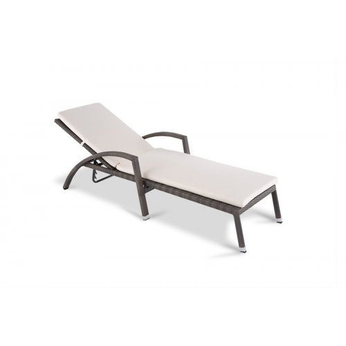 Парма Шезлонг из искусственного ротанга с матрасом