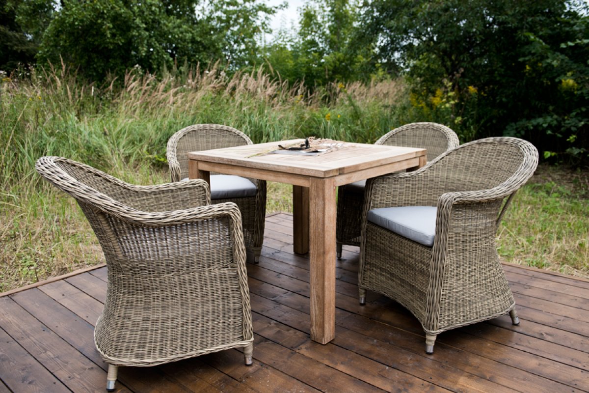 Леричи, обеденная группа