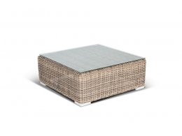 Лунго  столик соломенный