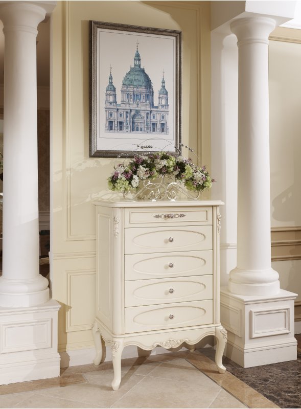 Санта Мария Комод