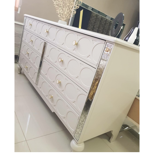 КЕВИН Комод с зеркалом с пуфом КЕВИН Комод с зеркалом с пуфом