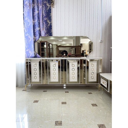 РОЯЛ Комод с зеркалом