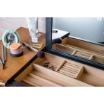 Туалетный стол с зеркалом