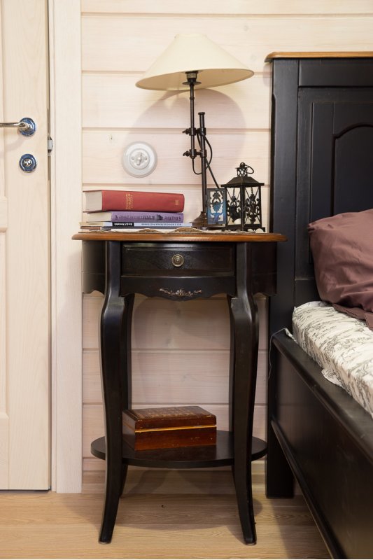 Стол кофейный