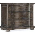 Прикроватная тумба Traditions Three-Drawer Nightstand