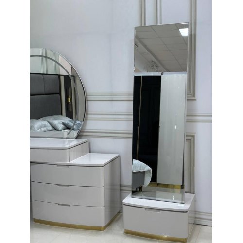 КАРМЕЛА Зеркало напольное