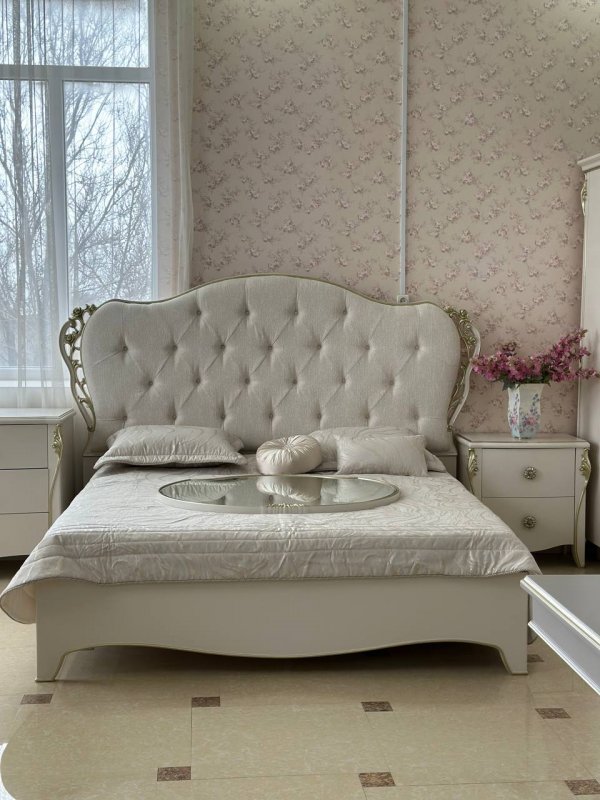 ЭМИЛИАНО Стол туалетный с зеркалом с пуфом