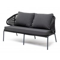 Милан диван 2-местный плетеный из роупа, каркас алюминий темно-серый (RAL7024) муар, роуп темно-серый круглый, ткань темно-серая 027