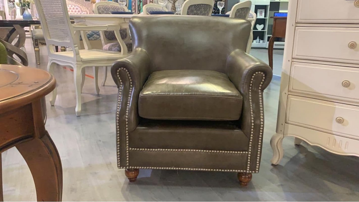 RS007PF (DD) Кресло БЕЗ ПОДУШКИ 900*800*800 (массив,кожа )