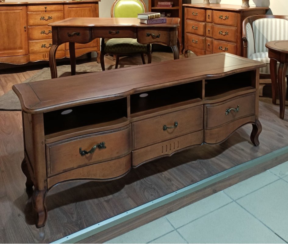 DF883 ПРОВАНС ТУМБА под ТВ, массив, цвет орех антик