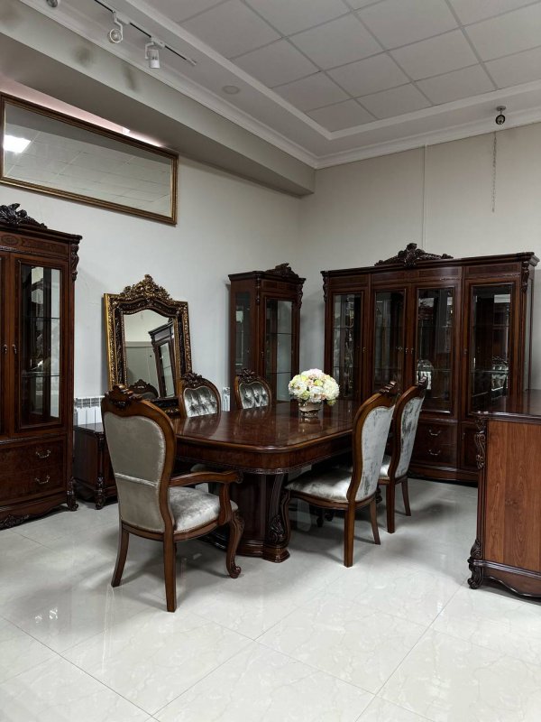 ПРАДО КОМПЛЕКТ: Витрина 4-х дверная + Комод с зеркалом + Стол 2,0 + 6 Стульев