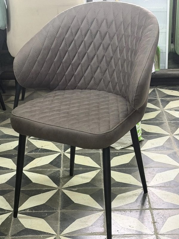 Стул ХИЛТ, цвет B29 Шоколадный, велюр / черный каркас М-City Стул ХИЛТ, цвет B29 Шоколадный, велюр / черный каркас М-City