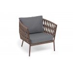 "Диего" кресло плетеное из роупа, каркас алюминий коричневый (RAL8016) муар, роуп коричневый круглый, ткань темно-серая 027