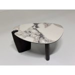 Стол кофейный DAG FENDI WHITE керамика на стекле/массив/ МДФ, облицованный дубовым шпоном ®DISAUR