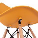Стул Eames жёлтый