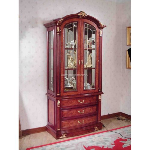 Витрина 2-х дверная "Карпентер 216" Витрина 2-х дверная "Карпентер 216"